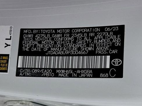 Certified 2023 Toyota Prius XLE image 29