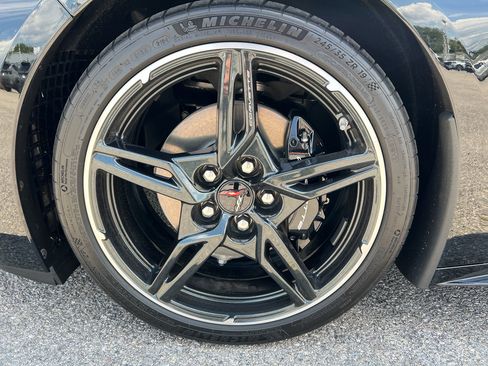 Used 2024 Chevrolet Corvette Stingray Premium Cpe w/ 3LT RWD image 10