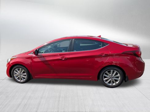 Used 2015 Hyundai Elantra SE w/ Option Group 03 FWD image 4