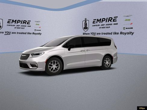 New 2026 Chrysler Pacifica Select image 2