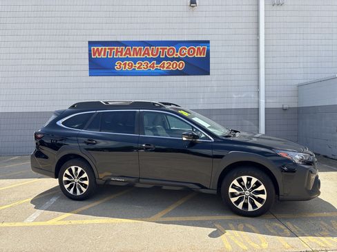 Used 2025 Subaru Outback Limited AWD/4WD image 2