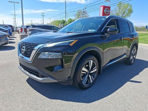 Certified 2023 Nissan Rogue SL w/ SL Premium Package AWD/4WD image 3
