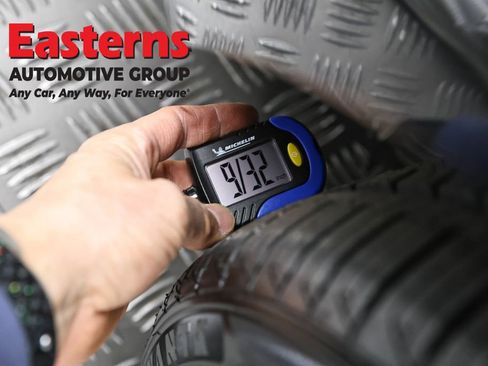 Used 2018 Tesla Model 3 Long Range image 20