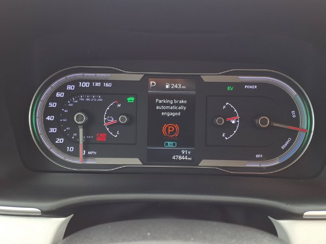 Used 2022 Hyundai Tucson Blue w/ Cargo Package AWD/4WD image 12
