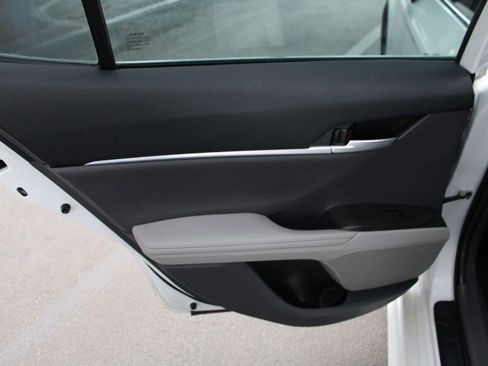 Used 2021 Toyota Camry XSE FWD image 49
