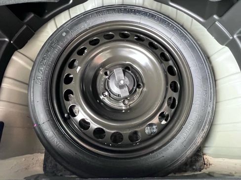 Used 2019 GMC Terrain SLT image 17