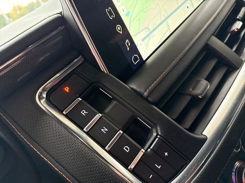 Used 2024 GMC Yukon AT4 w/ Technology Package image 23