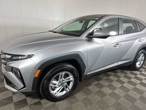 Used 2026 Hyundai Tucson SE AWD/4WD image 8