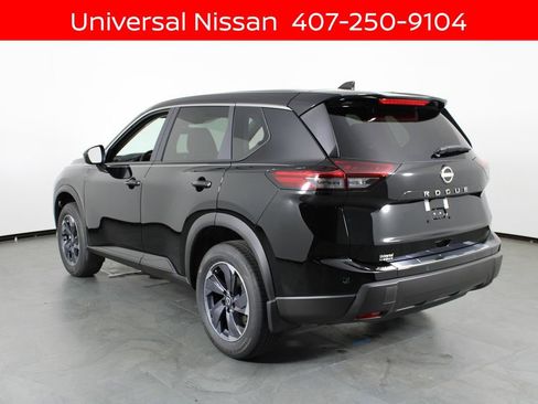 New 2026 Nissan Rogue SV image 4