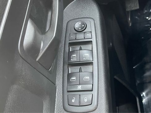 Used 2020 RAM 2500 Tradesman image 20