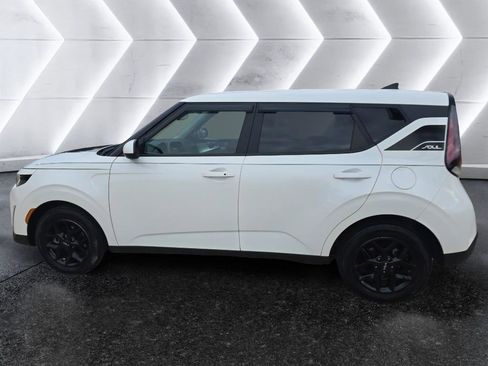Used 2024 Kia Soul S image 8