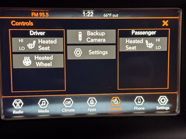 Used 2018 Jeep Grand Cherokee Laredo AWD/4WD image 4