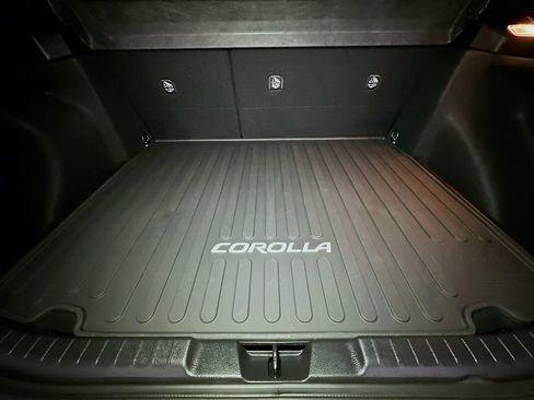 Certified 2025 Toyota Corolla XSE FWD image 33