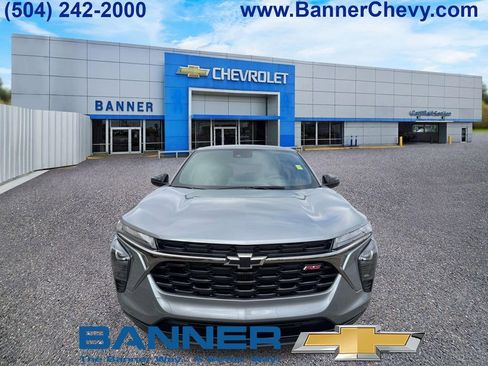 New 2026 Chevrolet Trax RS w/ Sunroof Package image 2