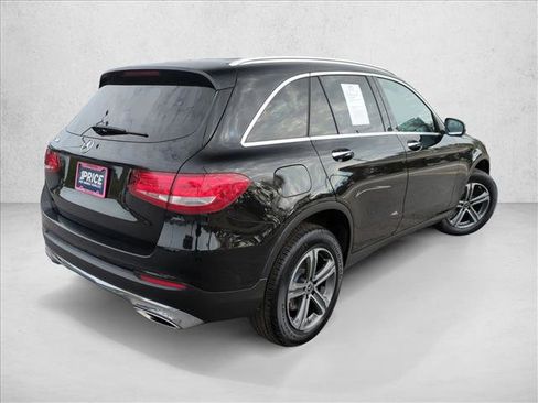 Used 2019 Mercedes-Benz GLC 300 image 5