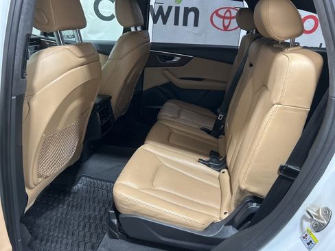 Used 2022 Audi Q7 3.0T Prestige image 22