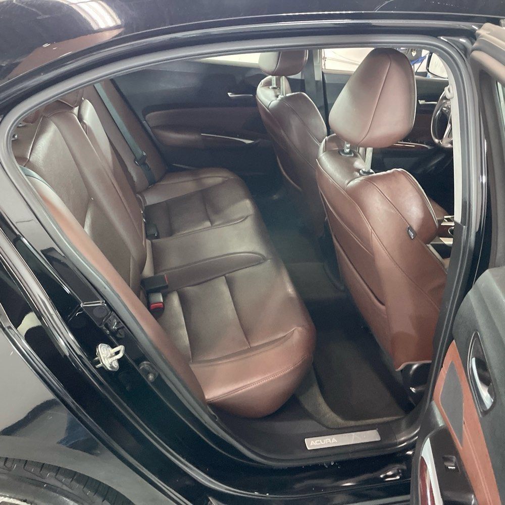 Used 2015 Acura TLX w/ Technology Package FWD image 11