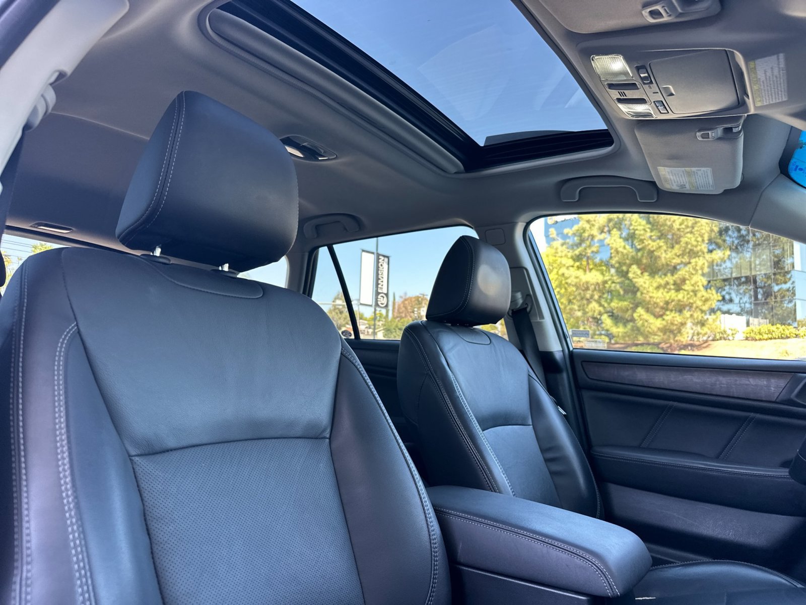 Used 2018 Subaru Outback 2.5i Limited AWD/4WD image 18