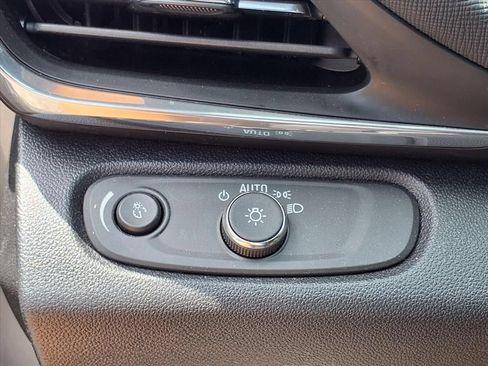 Used 2024 Buick Envista Preferred w/ Convenience I Package FWD image 15