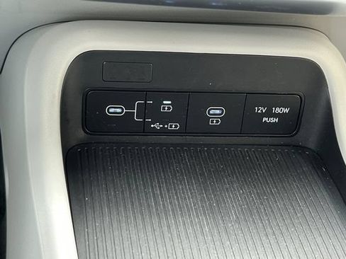 Used 2024 Hyundai Kona SEL FWD image 36