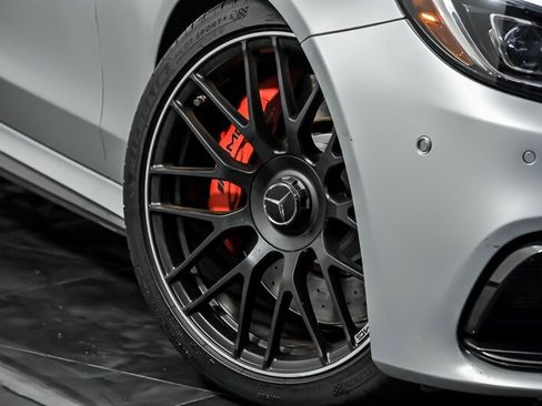 Used 2018 Mercedes-Benz C 63 AMG S image 3