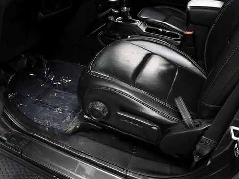 Used 2021 Jeep Gladiator Overland w/ Popular Equipment Package image 26