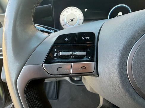 Used 2023 Hyundai Elantra SEL w/ Convenience Package image 11