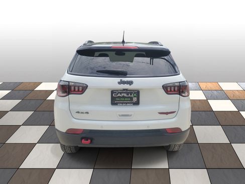 Used 2024 Jeep Compass Trailhawk AWD/4WD image 5