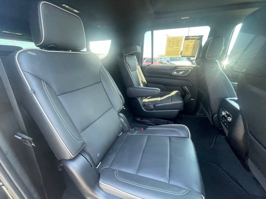 Used 2021 GMC Yukon XL SLT w/ SLT Premium Package AWD/4WD image 27