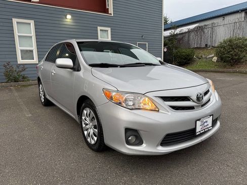 Used 2012 Toyota Corolla LE image 7