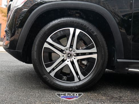 Used 2020 Mercedes-Benz GLS 450 4MATIC image 9