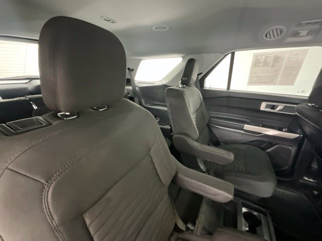 Used 2020 Ford Explorer XLT w/ Comfort Package AWD/4WD image 16