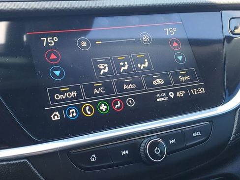 Used 2021 Buick Encore GX Select FWD image 17