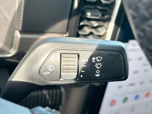 Used 2025 Ford Ranger XLT w/ Equipment Group 301A High image 22