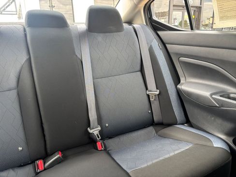 Used 2025 Nissan Versa SV FWD image 35