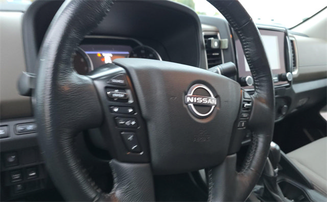 Used 2022 Nissan Frontier SV AWD/4WD image 8