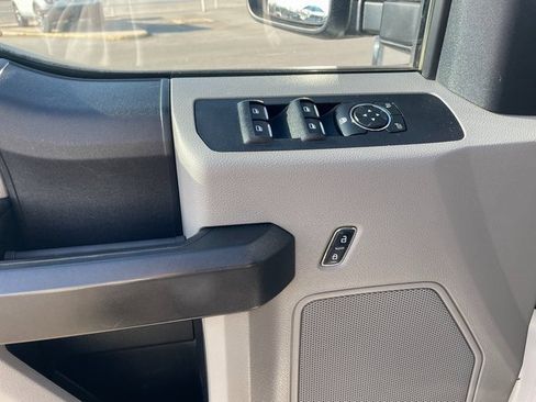 Used 2019 Ford F250 XL w/ STX Appearance Package image 12