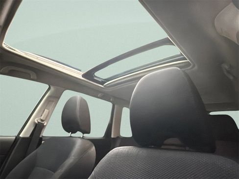 Used 2012 Subaru Forester 2.5X Premium w/ Popular Pkg 2 image 9