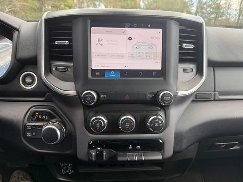 Used 2024 RAM 2500 Big Horn image 25