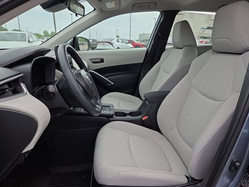 New 2026 Toyota Corolla Cross L FWD image 9