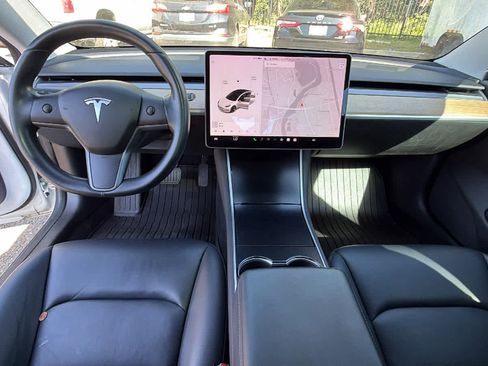 Used 2019 Tesla Model 3 Long Range AWD/4WD image 18