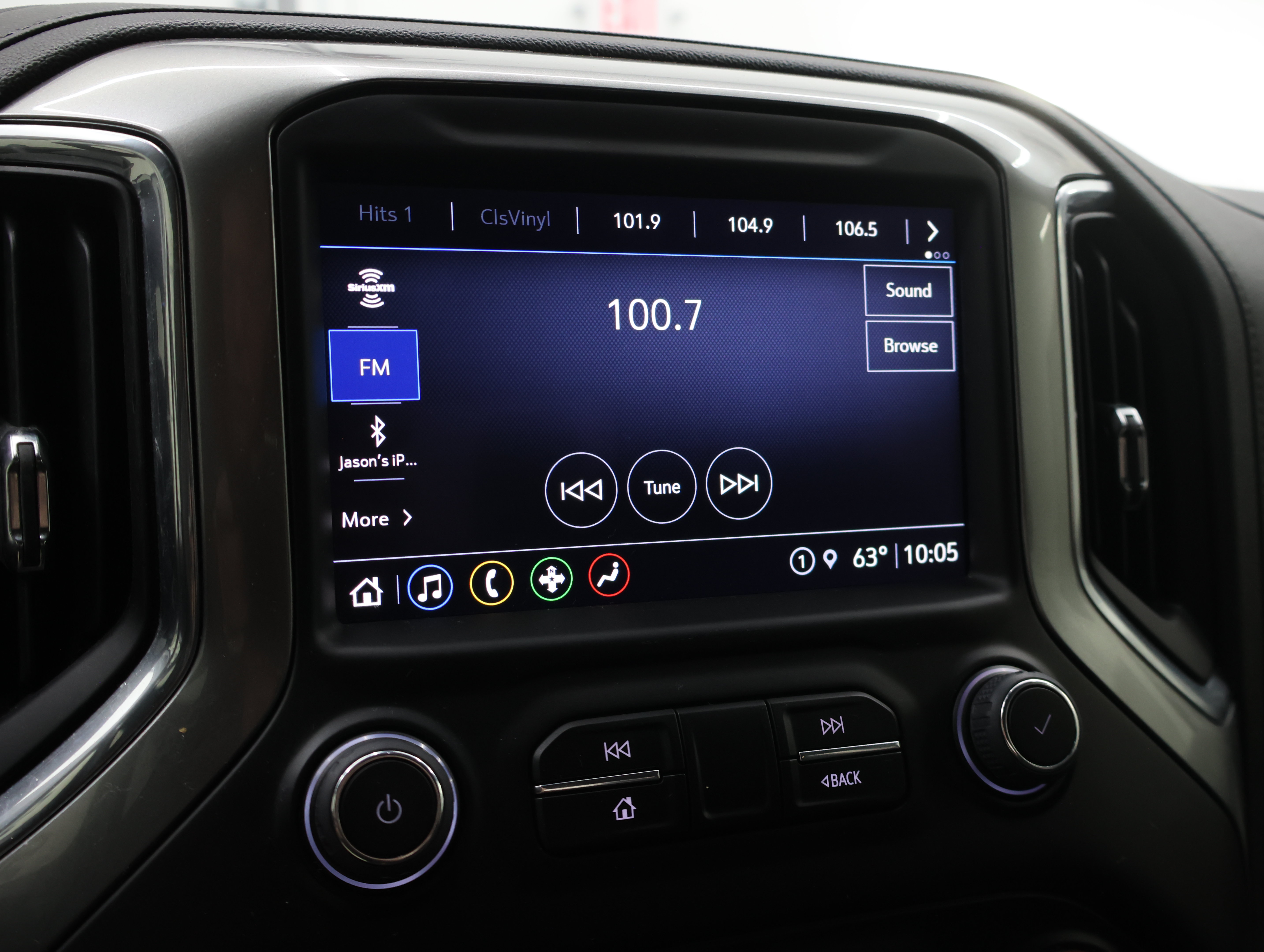Used 2023 Chevrolet Silverado 2500 LTZ AWD/4WD image 11