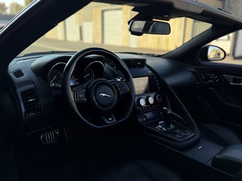 Used 2016 Jaguar F-TYPE R AWD/4WD image 17