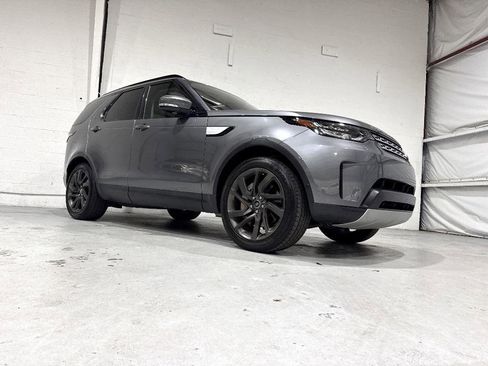 Used 2018 Land Rover Discovery HSE image 8