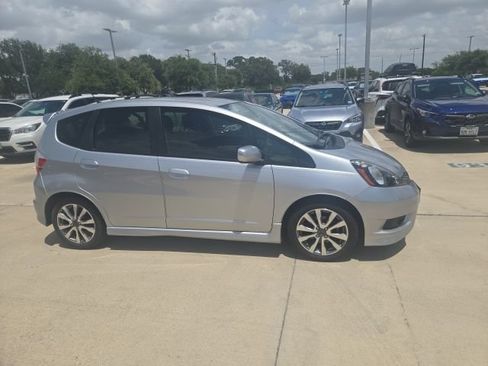 Used 2013 Honda Fit Sport image 2
