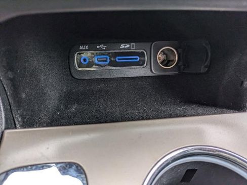 Used 2017 Jeep Grand Cherokee Limited image 10