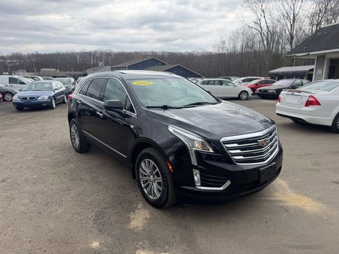 Used 2017 Cadillac XT5 Luxury w/ Driver Awareness Package AWD/4WD image 3