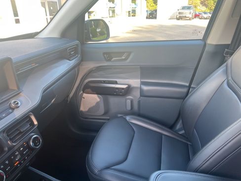 Used 2024 Ford Maverick Lariat w/ Black Appearance Package image 33