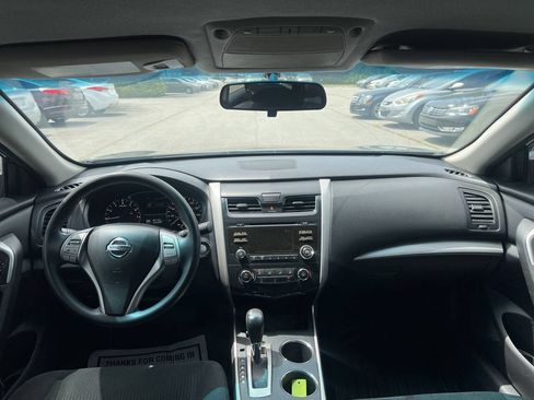 Used 2015 Nissan Altima 2.5 S w/ Power Driver Seat Package FWD image 12