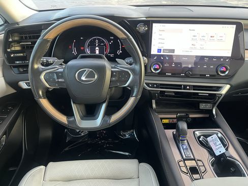 Used 2024 Lexus RX 350 AWD w/ Convenience Package image 17